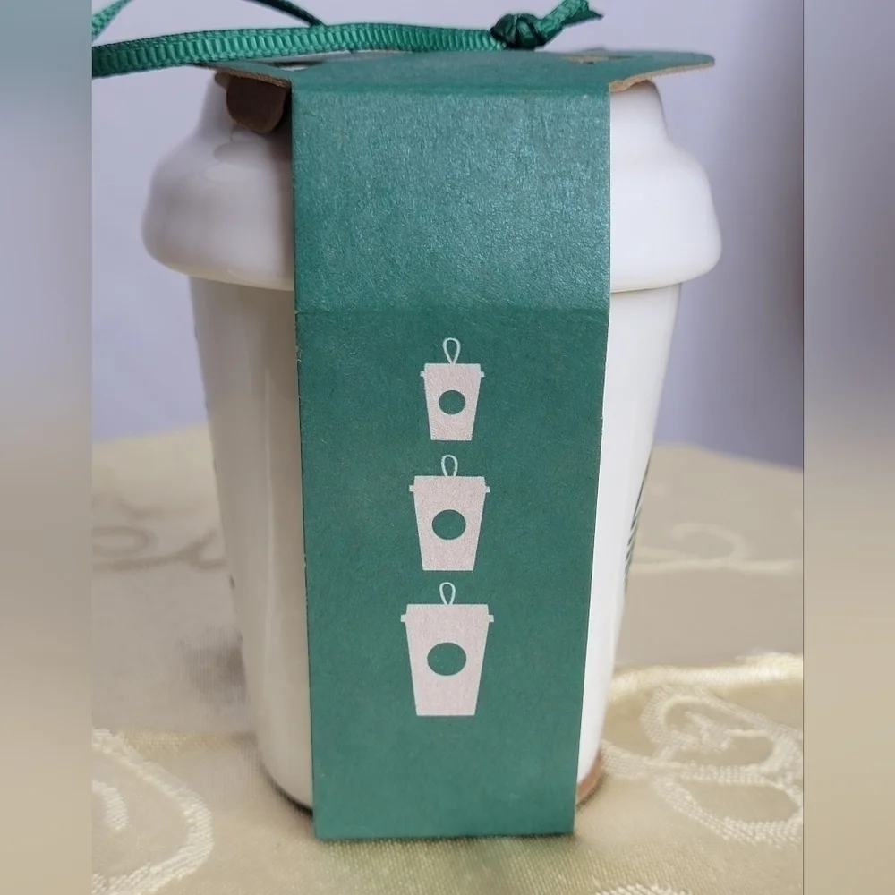 Starbucks 2016 3-Piece Ceramic Nesting Coffee Cups Ornament Set